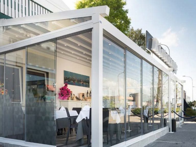 pergola DYNAMO tensada restaurante 1